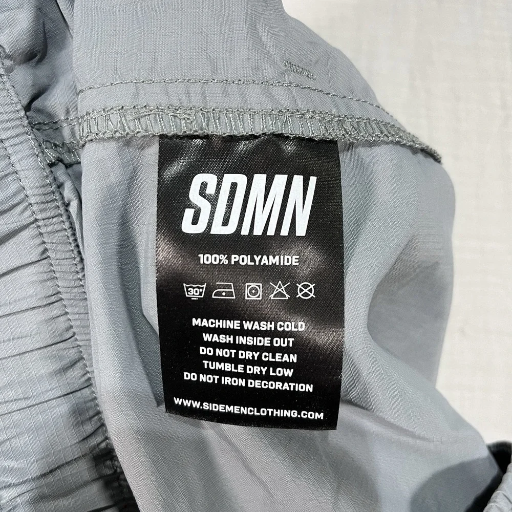 Sidemen Clothing‎ SDMN Cargo Shorts Small Football Performance Grey YouTube Gear